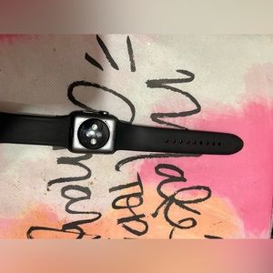 iPhone Apple Watch use work like new no scratches comes with charger ,